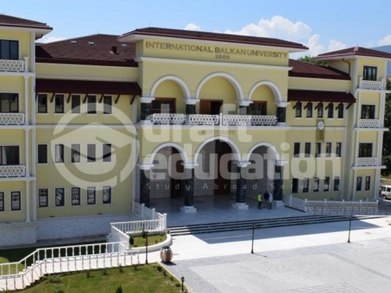 Kaliteli Eğitimiyle Size Bir Çok Avantaj Sağlayacak  Uluslararası Balkan Üniversitesi