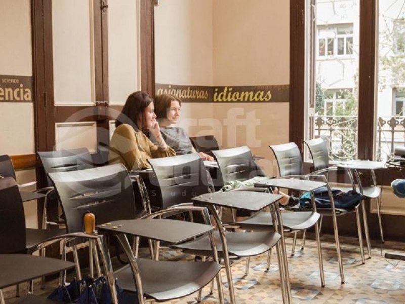 İspanya'nın En İyi Dil Okulları:  Academia Guiu