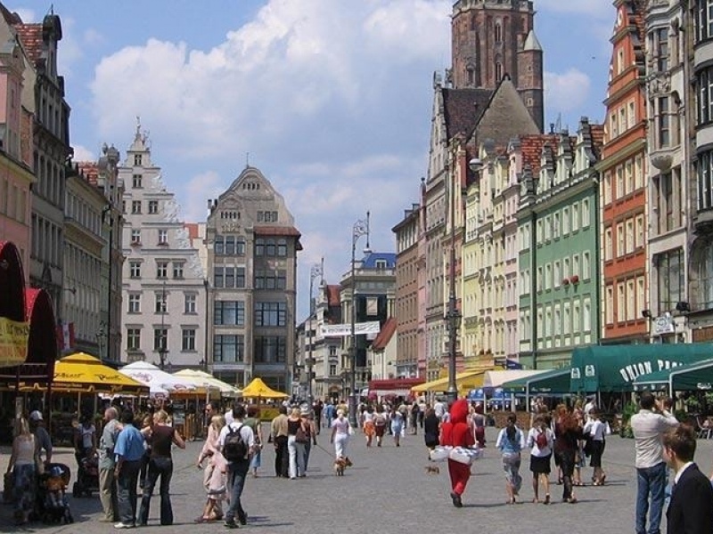 Yurtdışında Eğitim Alırken Çalışma Fırsatı Bulabileceğiniz Ülkeler Hangileridir? 