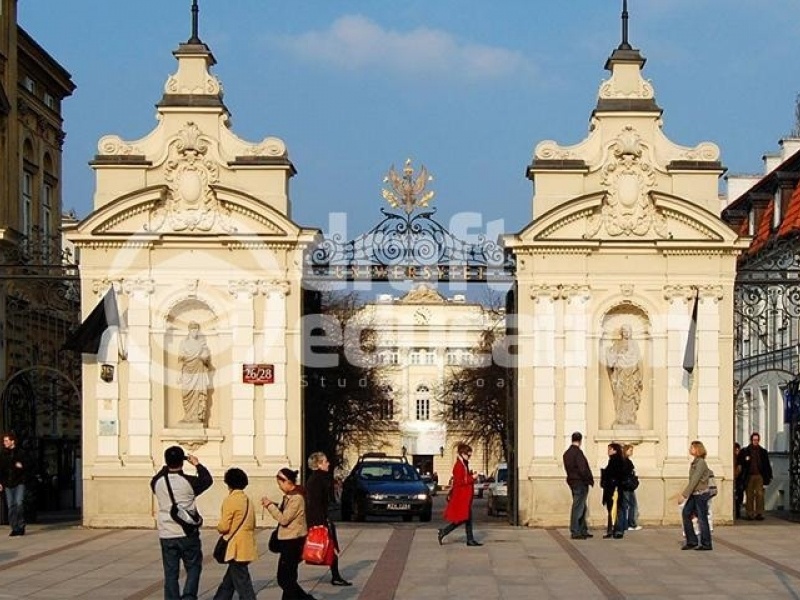 Sahip Olduğu 500'e Yakın Üniversite İle  Polonya'da Eğitim Fırsatları